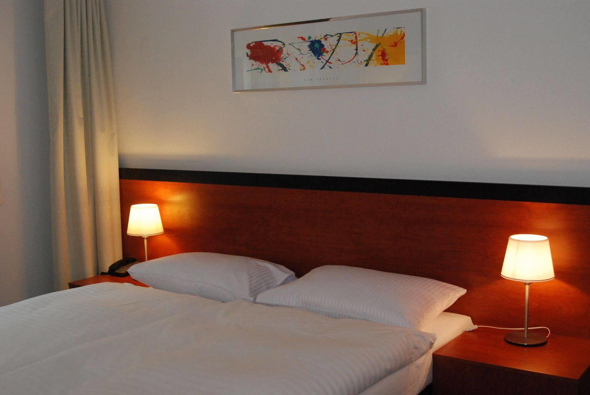 Motel Gottardo Sud Piotta Eksteriør billede
